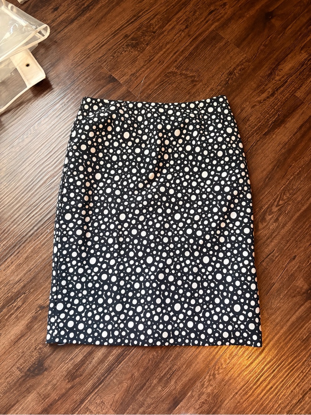 Jones Studio Black and White Polka Dot Pencil Skirt